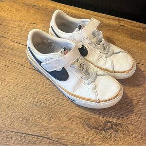 Kids Size 3 Nike White and Black Sneakers with Velcro